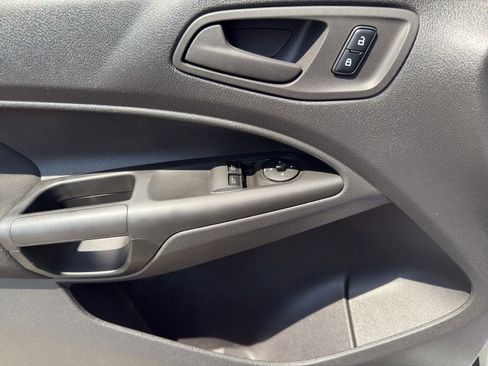 Used 2018 Ford Transit Connect XL FWD image 17