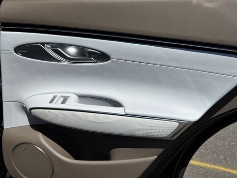 New 2026 Genesis GV70 2.5T Advanced AWD/4WD image 16