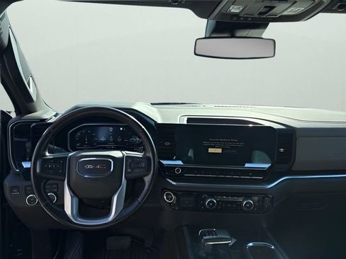 Used 2022 GMC Sierra 1500 SLT w/ SLT Premium Plus Package image 16
