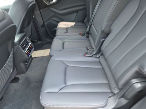 Certified 2026 Audi Q7 3.0T Premium Plus AWD/4WD image 7