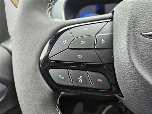 New 2026 Chrysler Pacifica Limited w/ S Appearance Package image 16