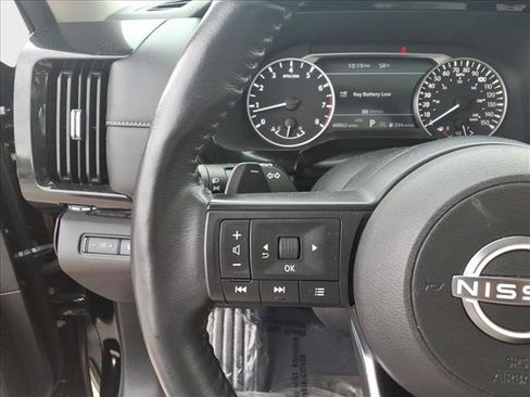 Used 2024 Nissan Pathfinder SV AWD/4WD image 24