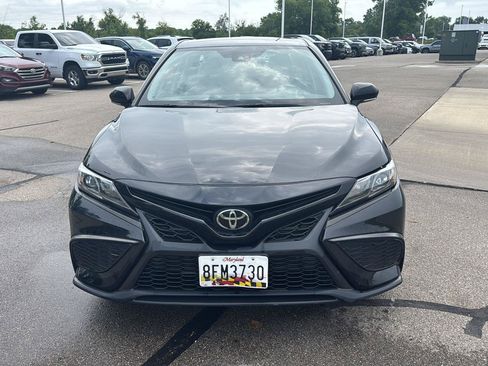Used 2024 Toyota Camry SE FWD image 8