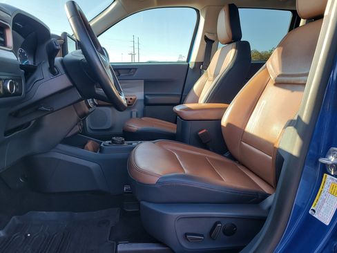 Used 2023 Ford Maverick Lariat w/ Lariat Luxury Package image 17