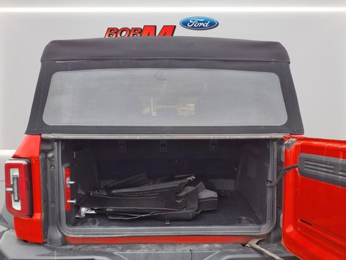 Used 2023 Ford Bronco Wildtrak image 9
