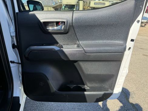 Used 2023 Toyota Tacoma TRD Sport w/ TRD Premium Sport Package image 38