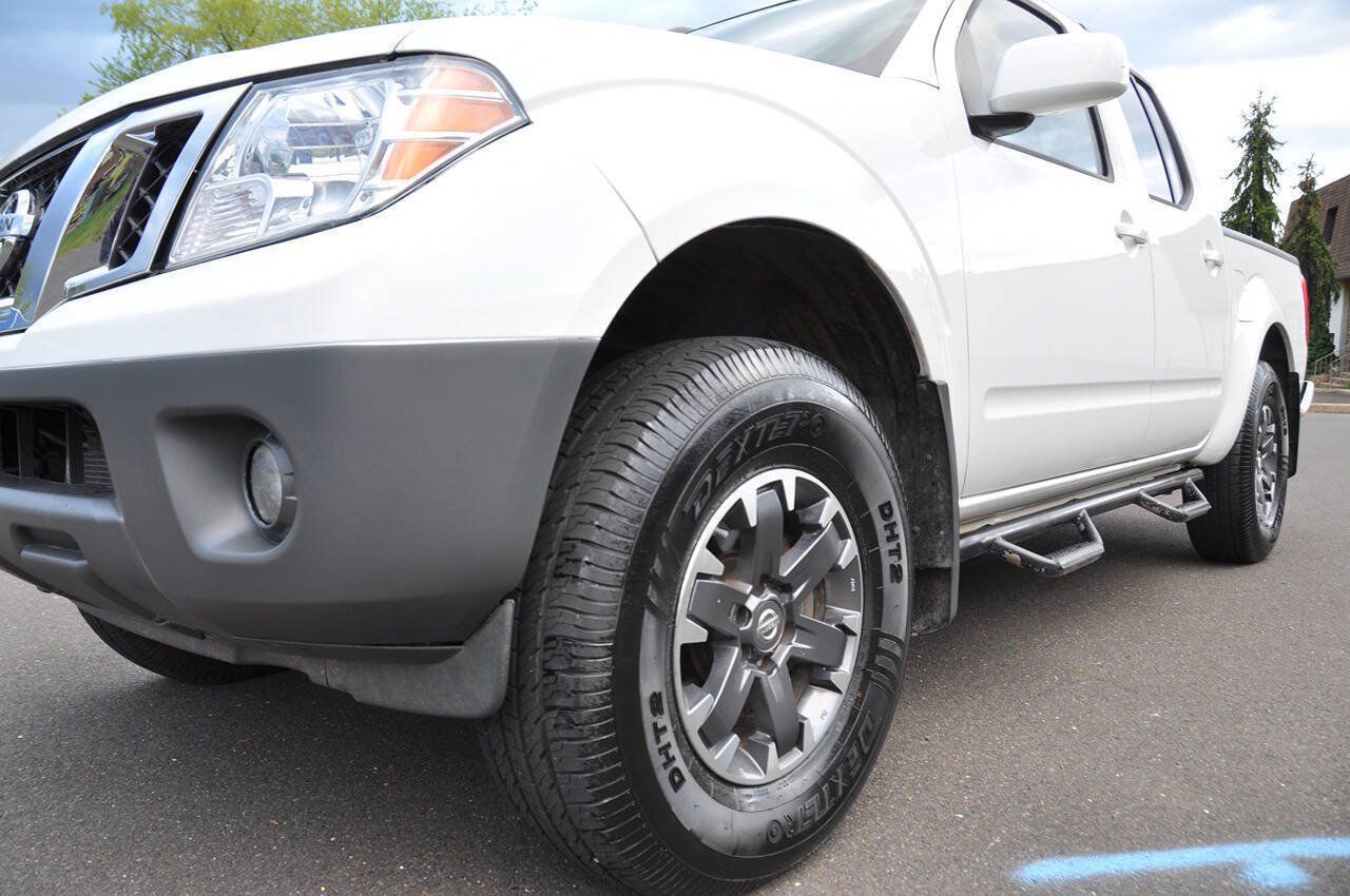 Used 2015 Nissan Frontier PRO-4X w/ Pro-4x Luxury Package AWD/4WD image 3