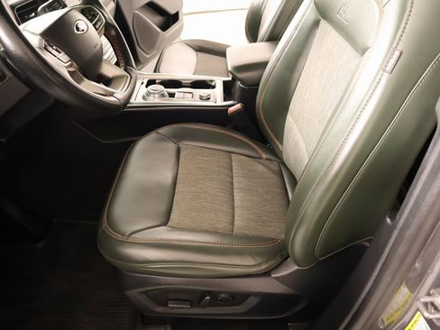 Used 2022 Ford Explorer Timberline image 12