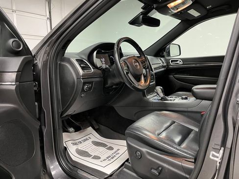 Used 2018 Jeep Grand Cherokee Limited AWD/4WD image 20