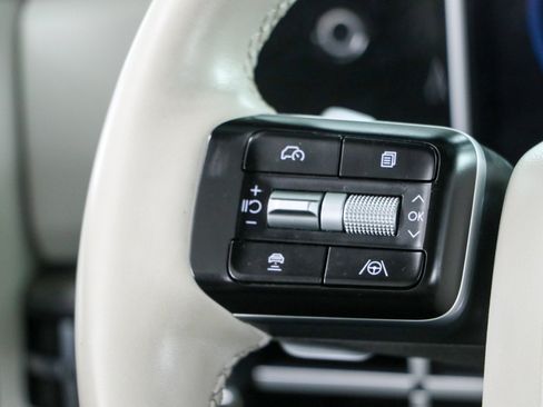 Used 2025 Hyundai Santa Fe Limited FWD image 13