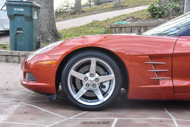 Used 2006 Chevrolet Corvette Convertible w/ Preferred Equipment Group RWD image 4