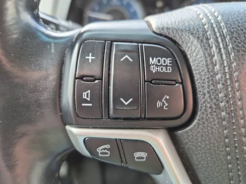 Used 2017 Toyota Sienna Limited Premium AWD/4WD image 19