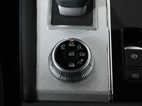 Used 2022 Mitsubishi Outlander SEL image 26