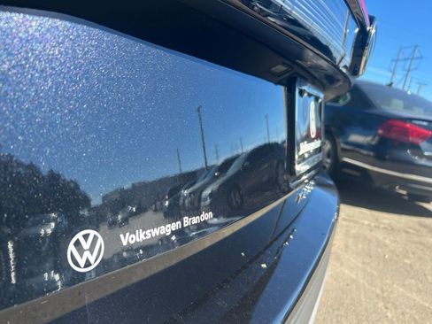 New 2026 Volkswagen Taos S image 29