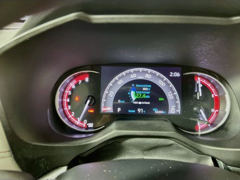 Used 2023 Toyota RAV4 XLE w/ Convenience Package FWD image 21