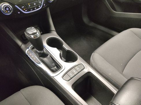 Used 2019 Chevrolet Cruze LT w/ Convenience Package FWD image 26