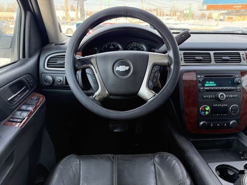 Used 2013 Chevrolet Suburban LT w/ Luxury Package image 25