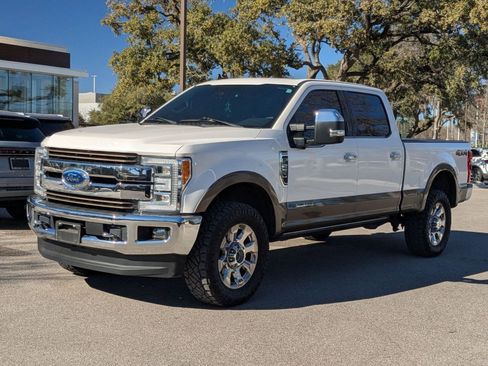 Used 2019 Ford F250 King Ranch w/ King Ranch Ultimate Package image 7