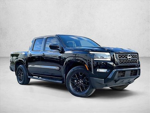 Used 2023 Nissan Frontier SV w/ Midnight Edition Package image 12