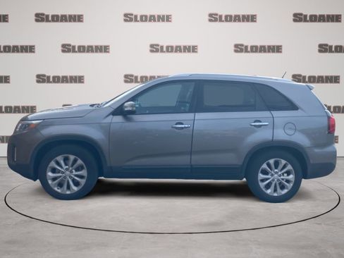 Used 2015 Kia Sorento EX w/ EX V6 Touring Package image 2