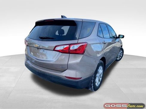 Used 2019 Chevrolet Equinox LS w/ LS Convenience Package image 3