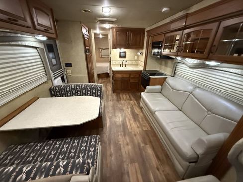 Used 2007 Ford E-450 and Econoline 450 image 36