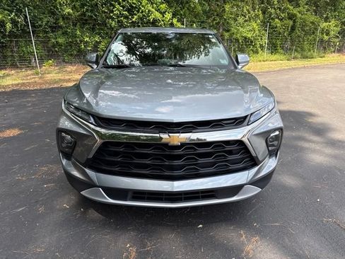 Used 2024 Chevrolet Blazer LT w/ Convenience Package FWD image 8