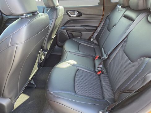 New 2026 Jeep Compass Latitude image 8