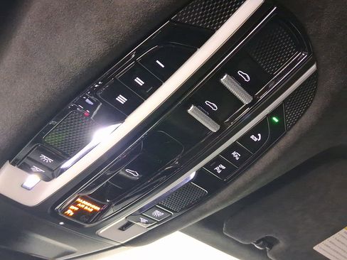 Certified 2023 Porsche Panamera GTS image 29