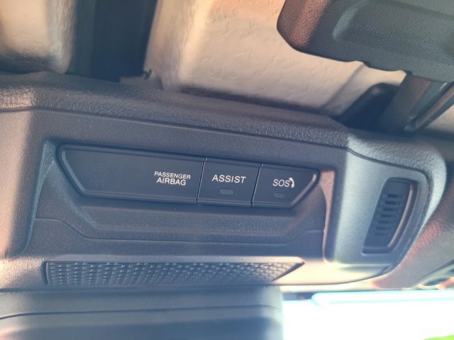 Used 2025 Jeep Gladiator Sport AWD/4WD image 13