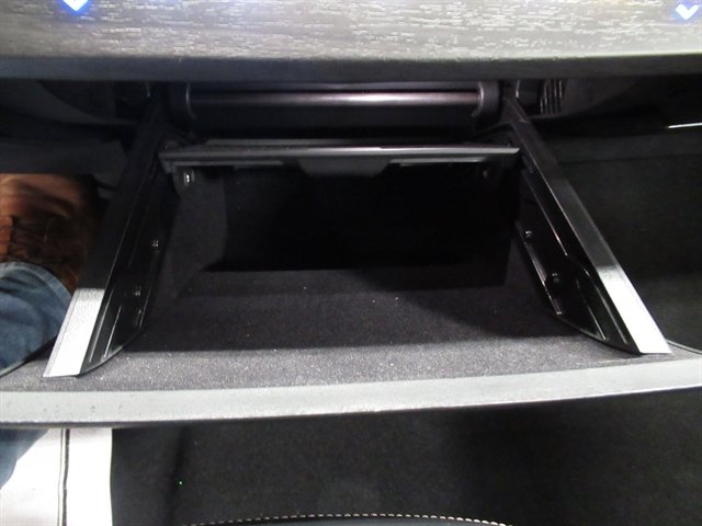 Used 2023 Nissan Ariya FWD image 38