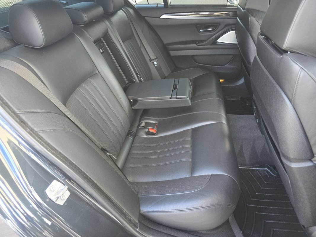 Used 2015 BMW M5 RWD image 28