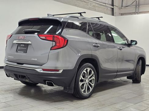 Used 2018 GMC Terrain SLT w/ Preferred Package image 16