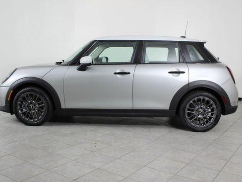 New 2026 MINI Cooper S image 2