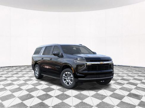 New 2026 Chevrolet Suburban LS image 8