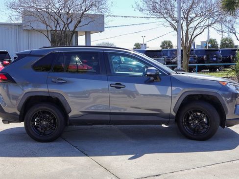 Used 2020 Toyota RAV4 XLE image 20