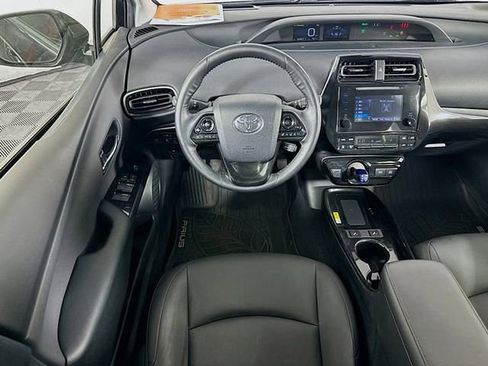 Used 2019 Toyota Prius XLE image 23