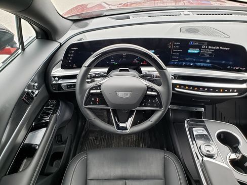 Used 2024 Cadillac Lyriq Luxury w/ LPO, Floor Liner Package image 14