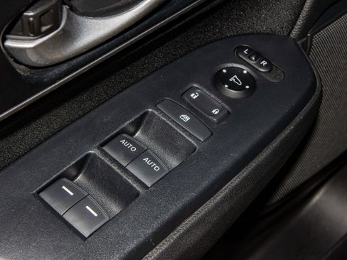 Used 2022 Honda CR-V EX image 31