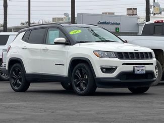 Used 2019 Jeep Compass Latitude video 2
