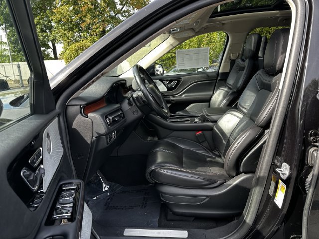 Certified 2023 Lincoln Aviator Reserve w/ Equipment Group 201A AWD/4WD image 19