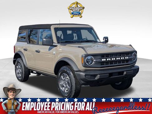 New 2026 Ford Bronco Big Bend AWD/4WD image 1