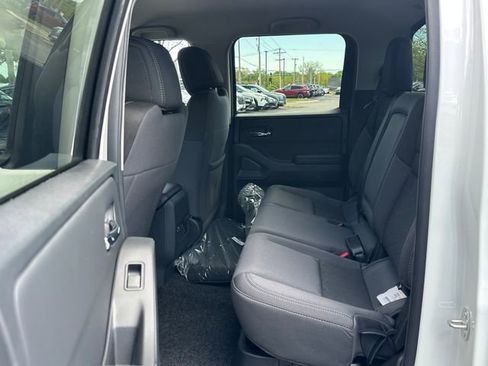 New 2026 Nissan Frontier SV w/ SV Convenience Package AWD/4WD image 14