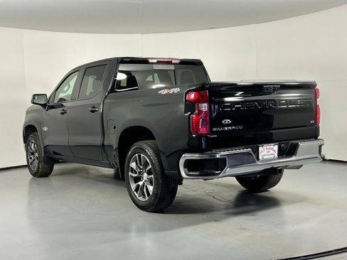 Used 2024 Chevrolet Silverado 1500 LT w/ Leather Package AWD/4WD image 5