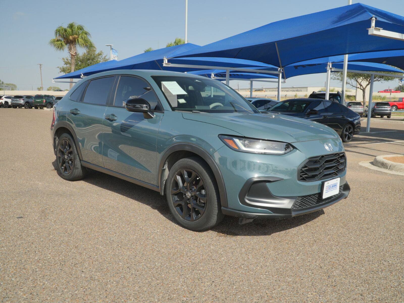 Used 2024 Honda HR-V Sport image 3