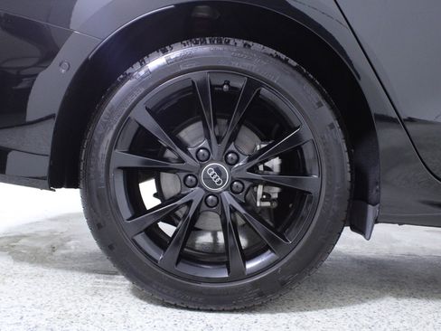 Used 2025 Audi A3 2.0T Premium image 8