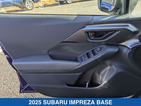 Certified 2025 Subaru Impreza 2.0i image 18