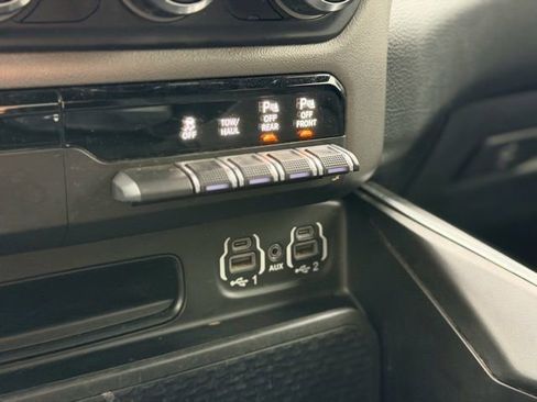Used 2020 RAM 1500 Big Horn image 18