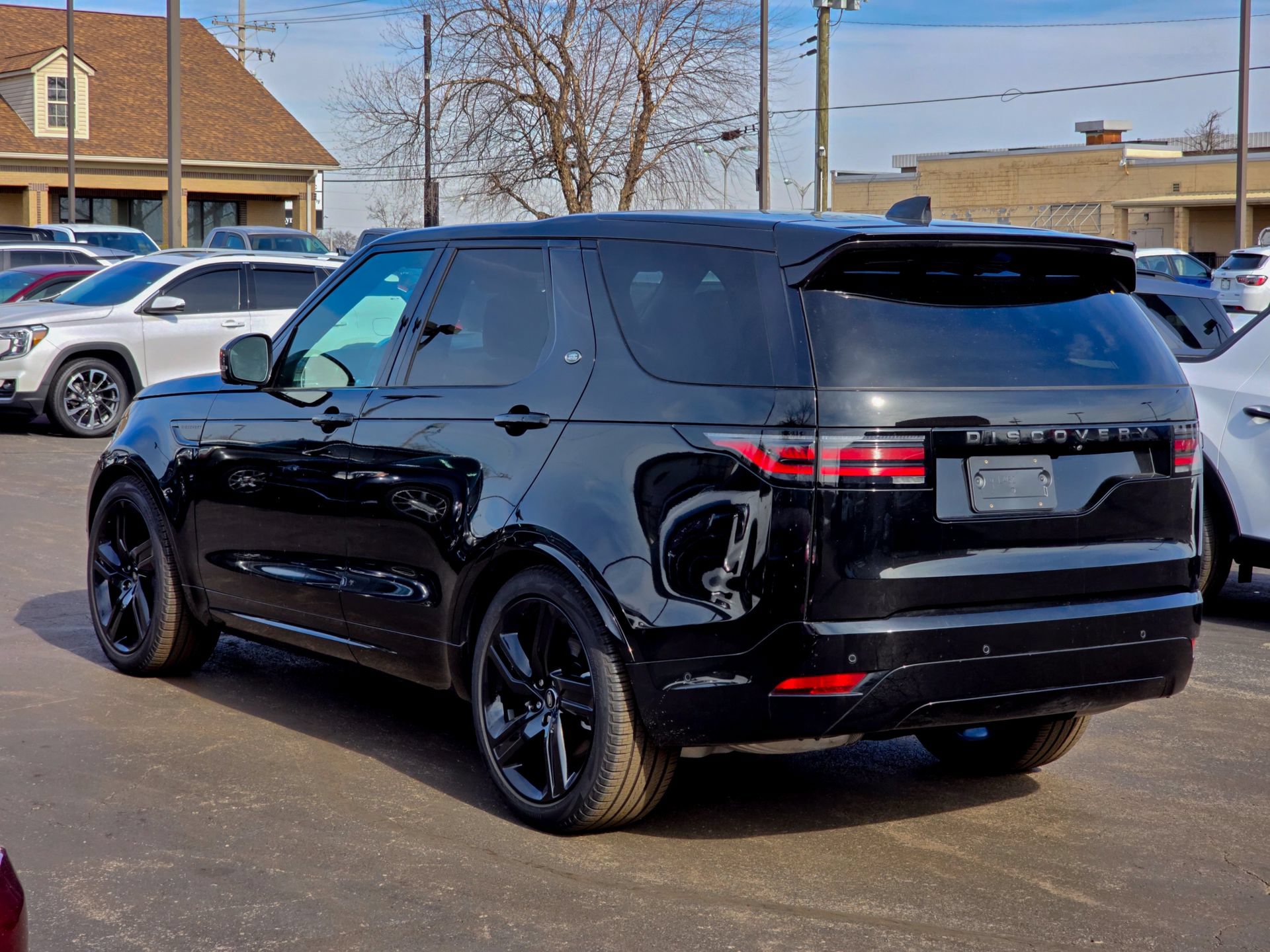 Used 2025 Land Rover Discovery Dynamic SE AWD/4WD image 8