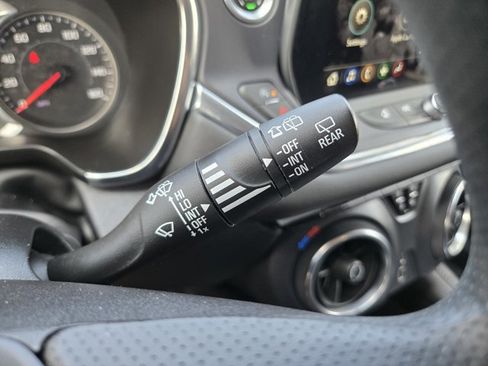 Used 2023 Chevrolet Blazer LT w/ Driver Confidence Package FWD image 19